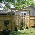 WoodFence04.jpg